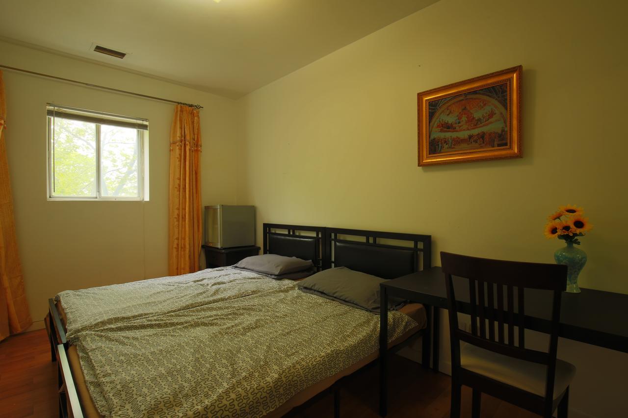 Toronto Chinatown Inn Εξωτερικό φωτογραφία