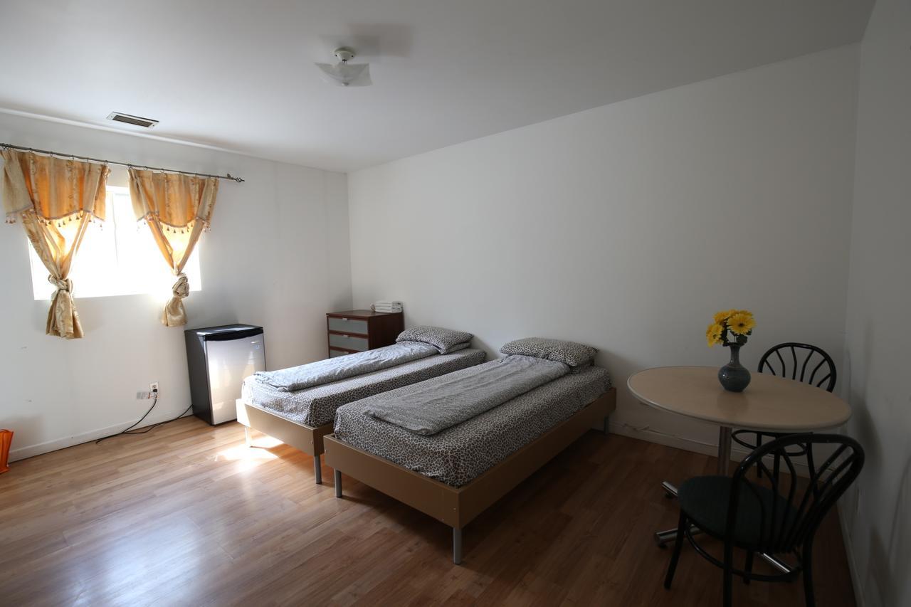 Toronto Chinatown Inn Εξωτερικό φωτογραφία